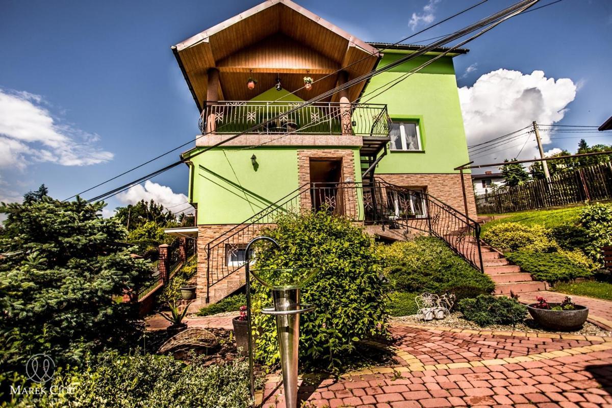 Pokoje U Honoraty Ustrzyki Dolne Exterior photo