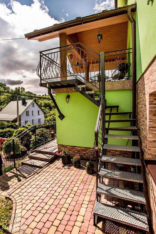 Pokoje U Honoraty Ustrzyki Dolne Exterior photo
